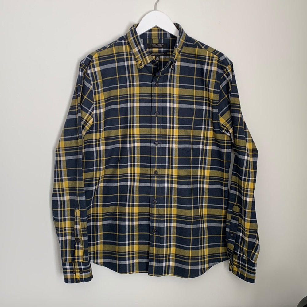 Banana Republic Men’s Medium Ultra Soft Flannel Shirt